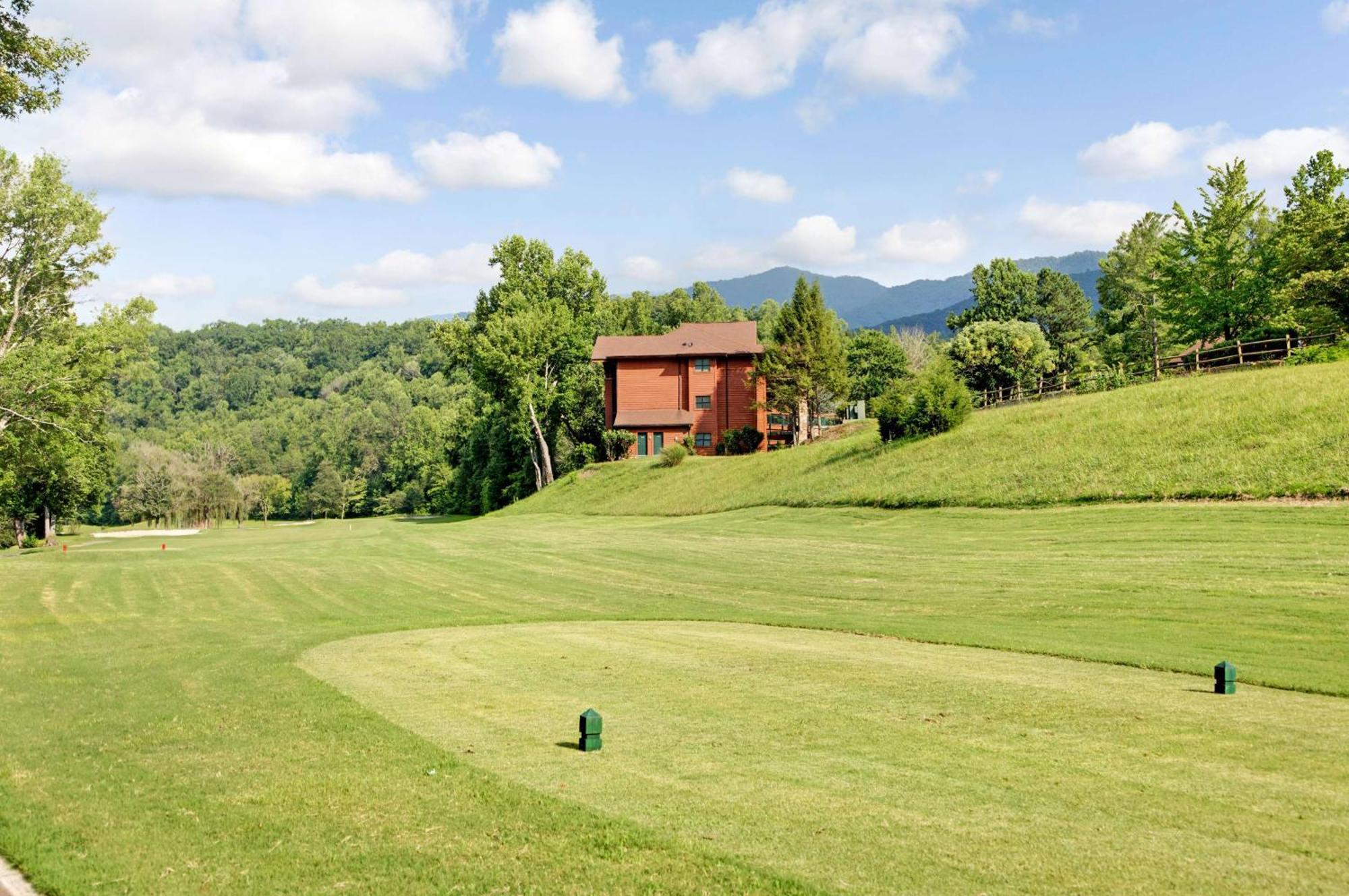 Hilton Vacation Club Bent Creek Golf Village Gatlinburg Pittman Center Экстерьер фото